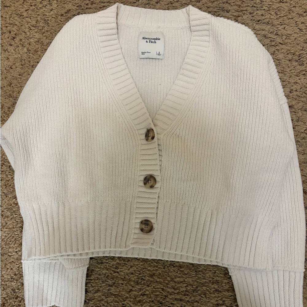 Abercrombie & Fitch women’s cropped cardigan sweater Cream white size S